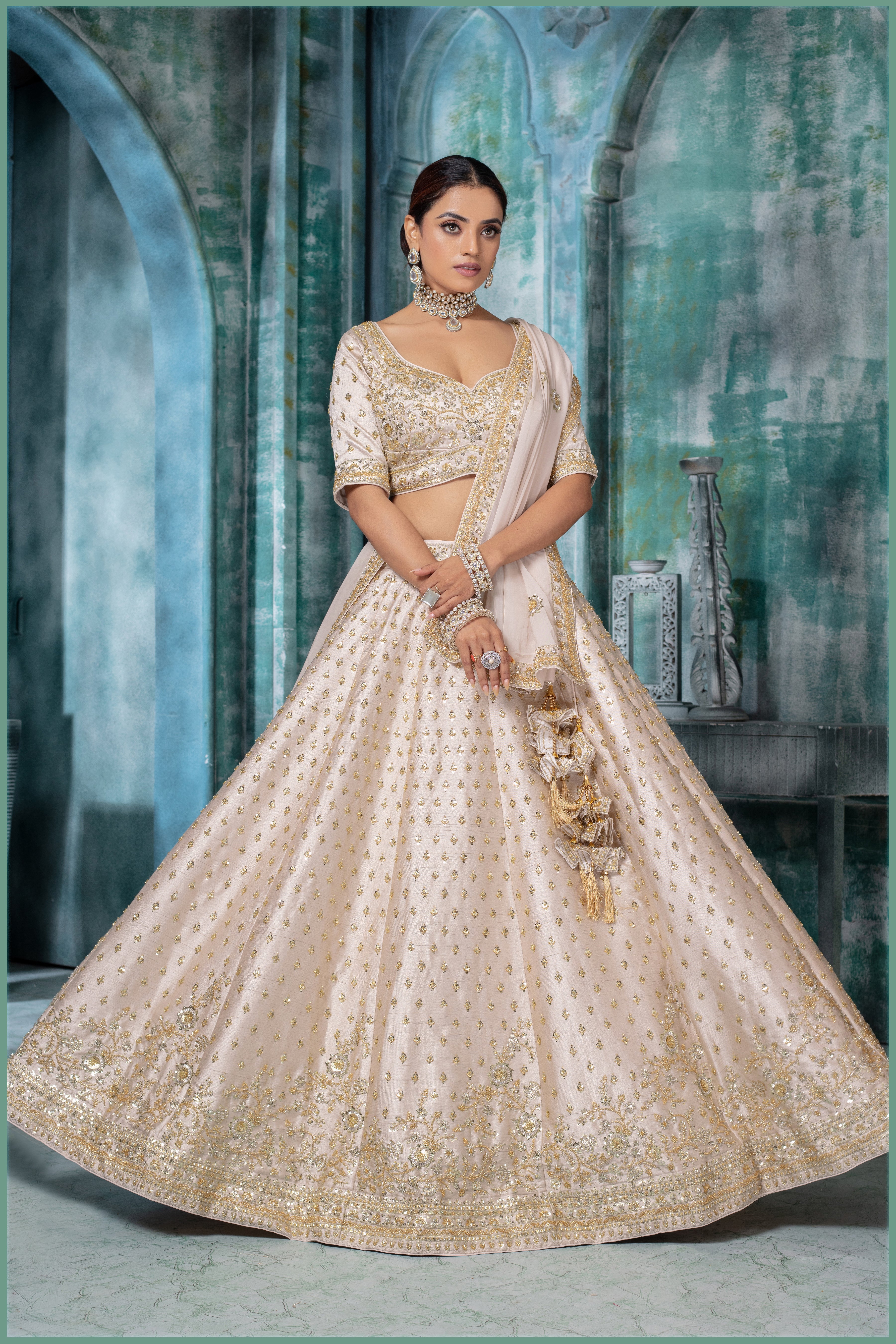 Floral Majesty Lehenga (15013 GA-39)