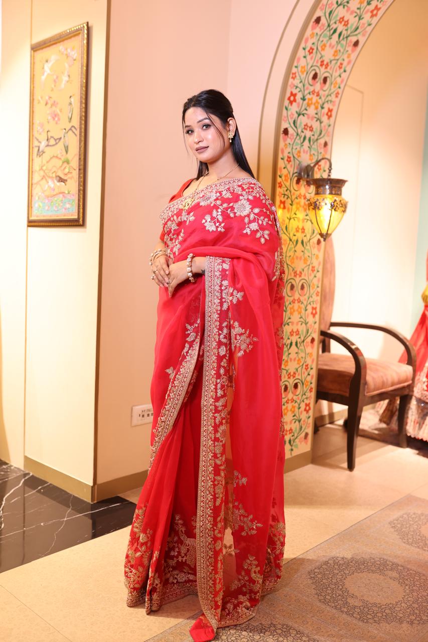 Stunning Red Georgette Saree with Intricate Golden Embroidery