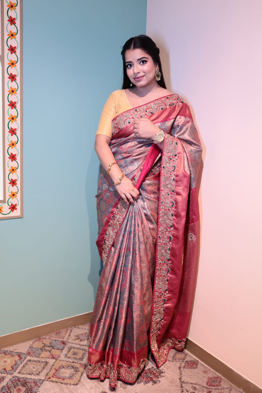 Exquisite Pink Silk Saree with Intricate Embroidery