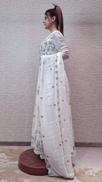 Ivory Chiffon Anarkali With Multicolour Resham Threadwork In Floral Patterns