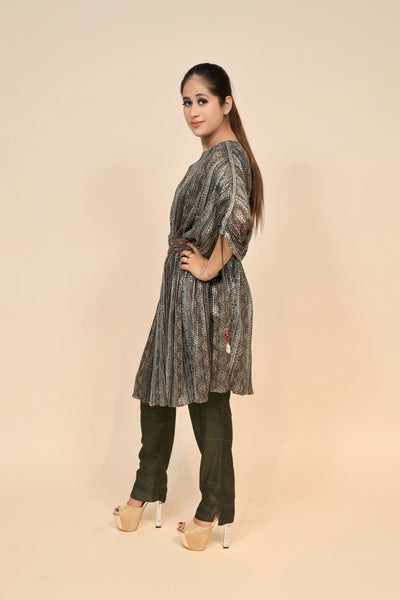 model posing wearing mehendi georgette dress