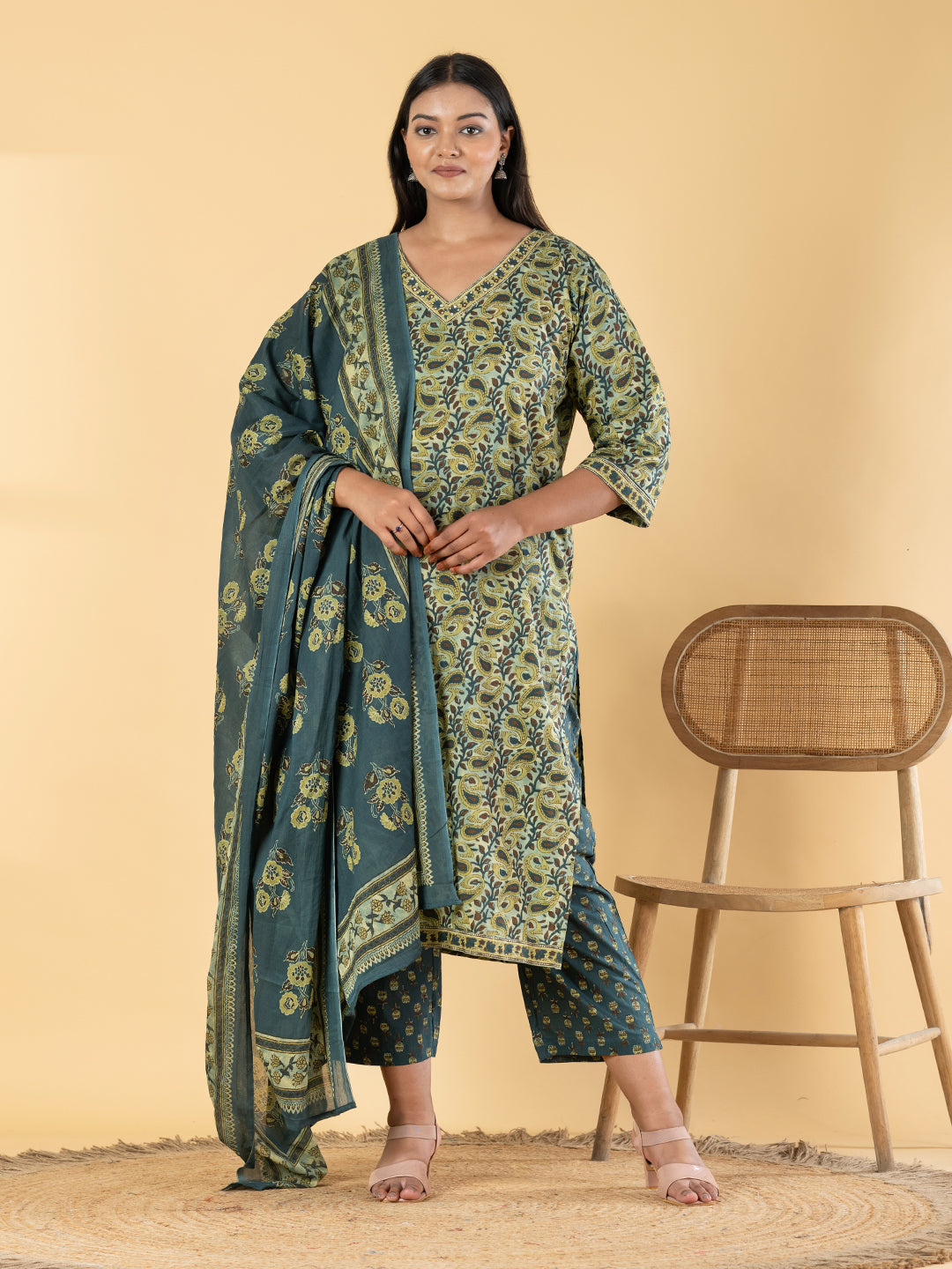 Elegance Olive Floral Kurta Pant Set Main image
