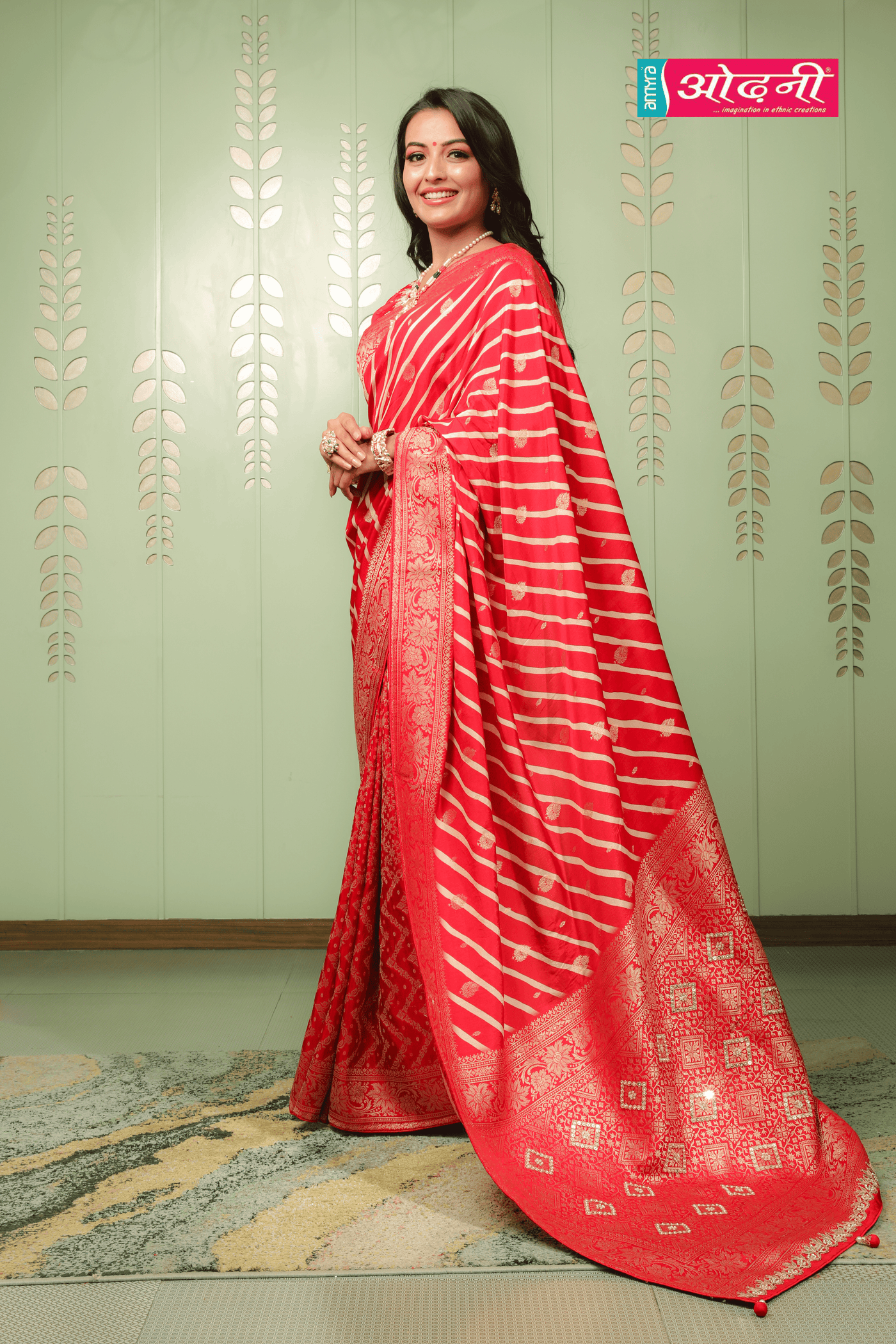 Crimson Zari Brocade Saree (VDS3949A R-560)