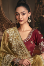 The 'Aged Gold Opulence' Saree (5484 GS-98)