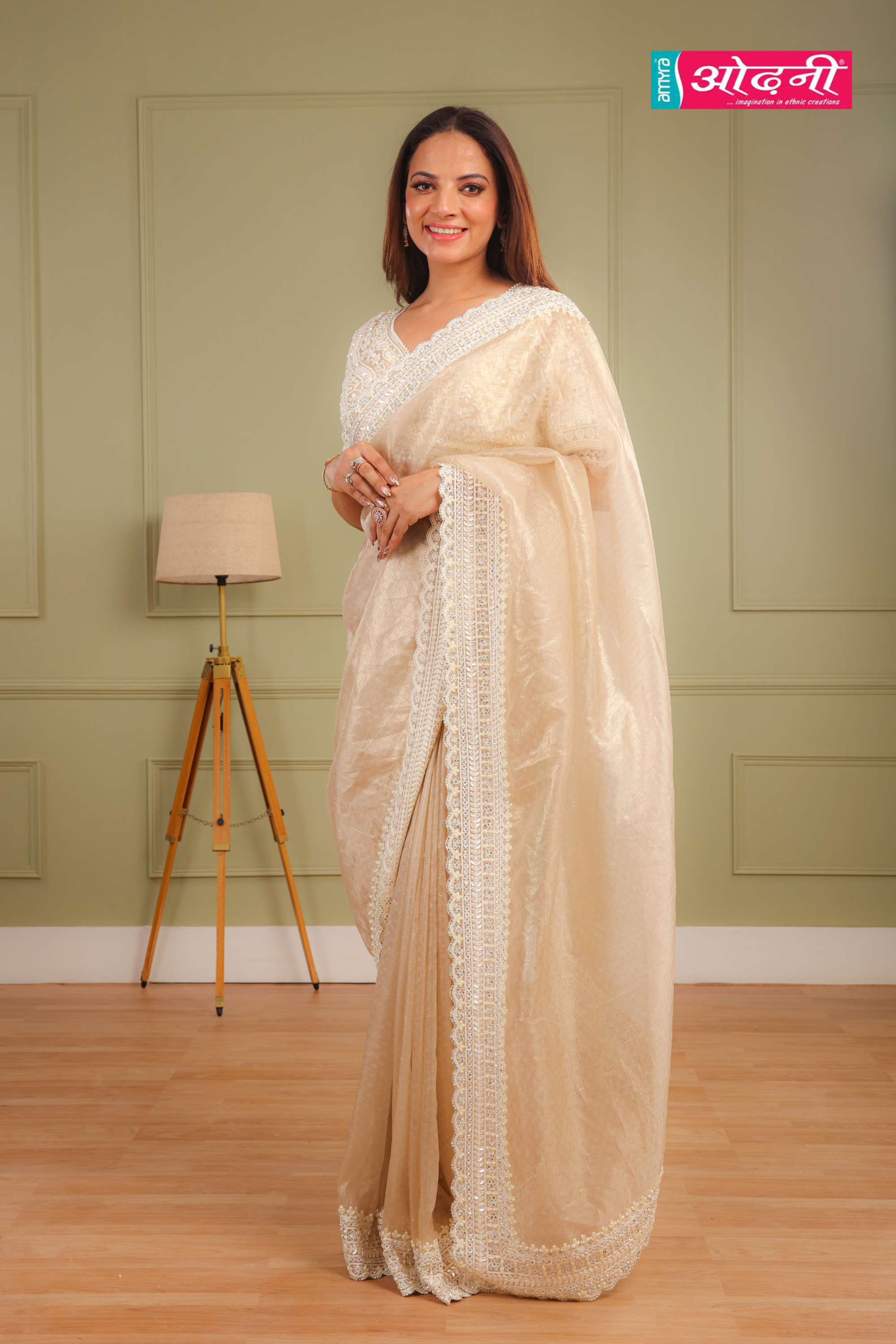 Elegant Ivory Saree (1107 GS-126)