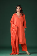 Elegant minial kurti set (25-2022 R-7)
