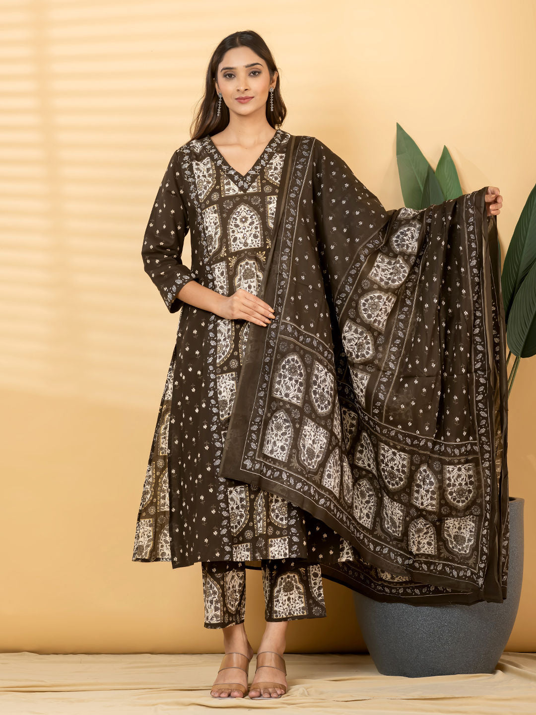Brown Architectural Print Kurta Set