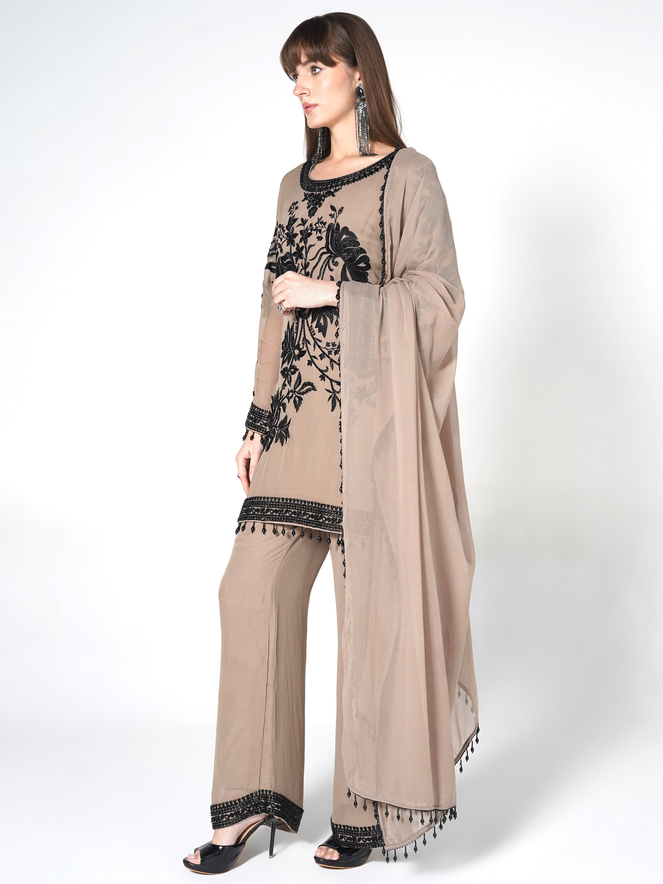 Classic chic nude kurti set