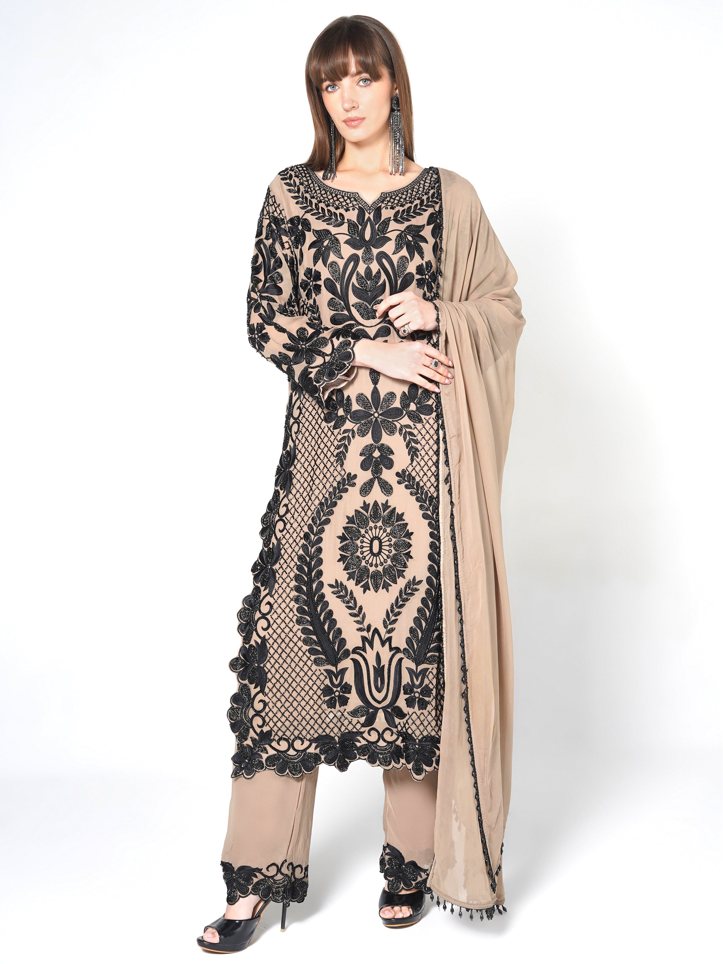 Noir & Pearl-Ivory Kurti Set Main image
