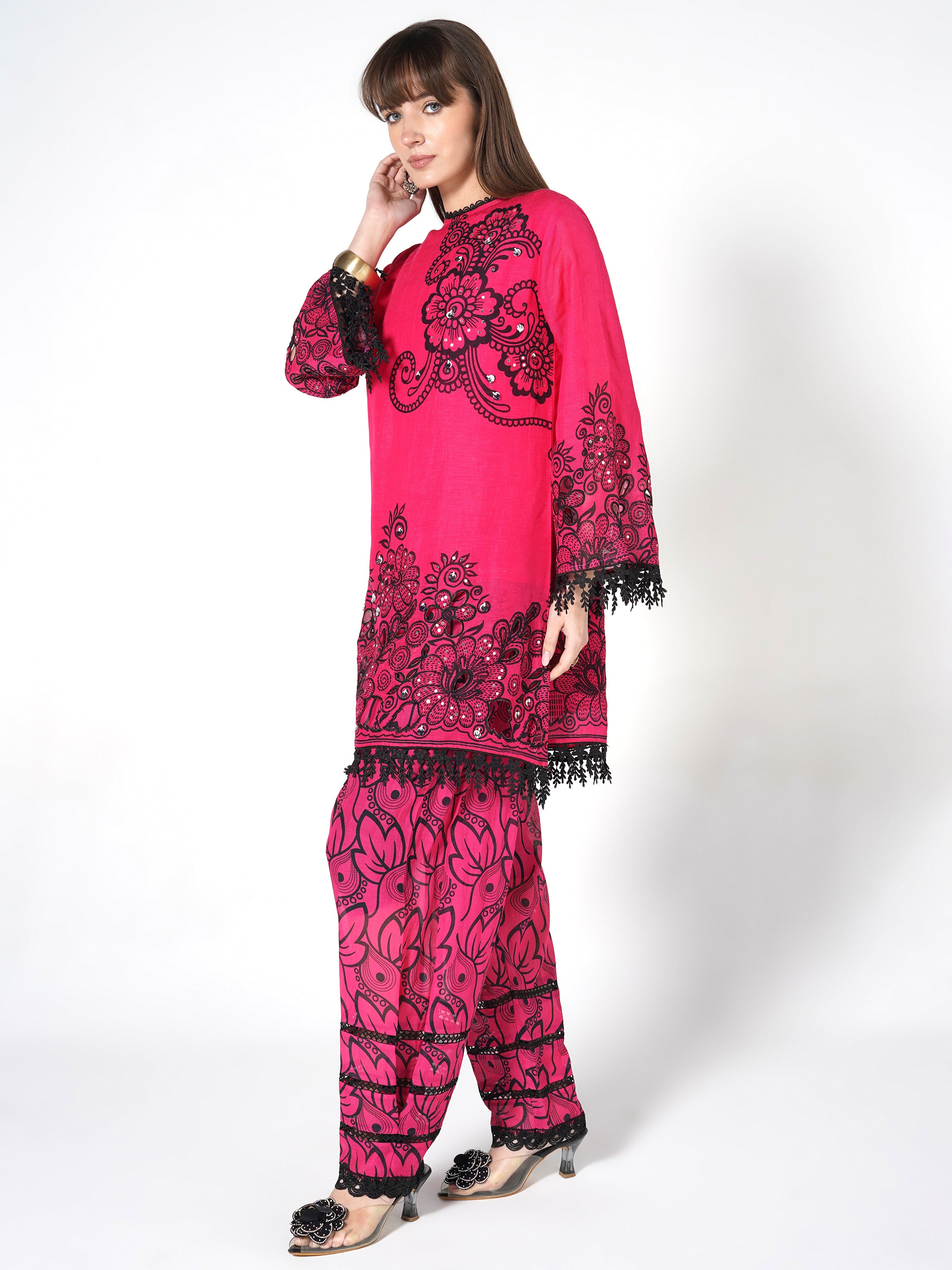 Embroidered Floral Kurta Set Secondary image