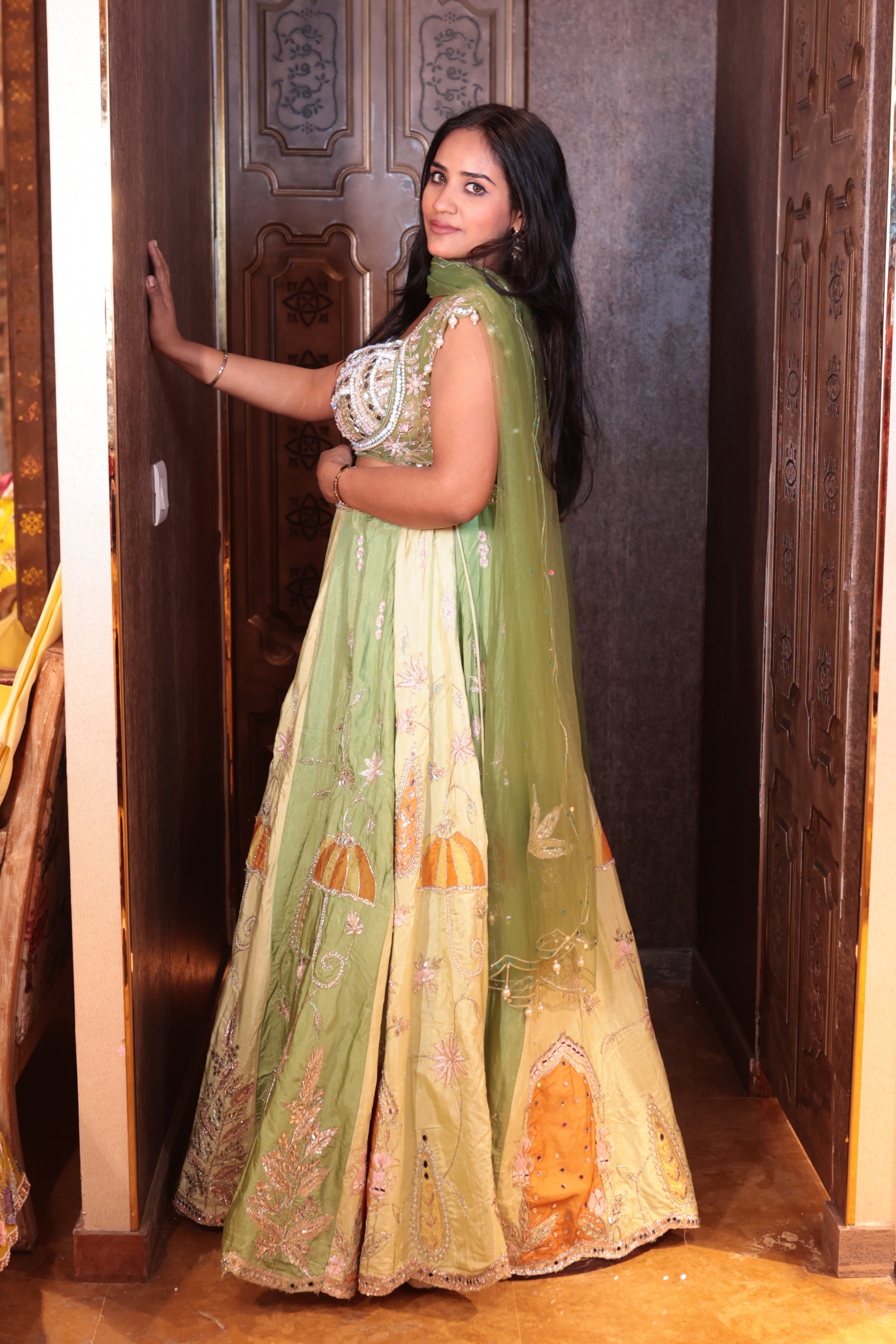 Summer Canopy Lehenga( 3222 M-108)