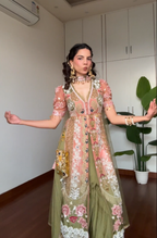 The Garden Layered Fusion (7118-A D-17)