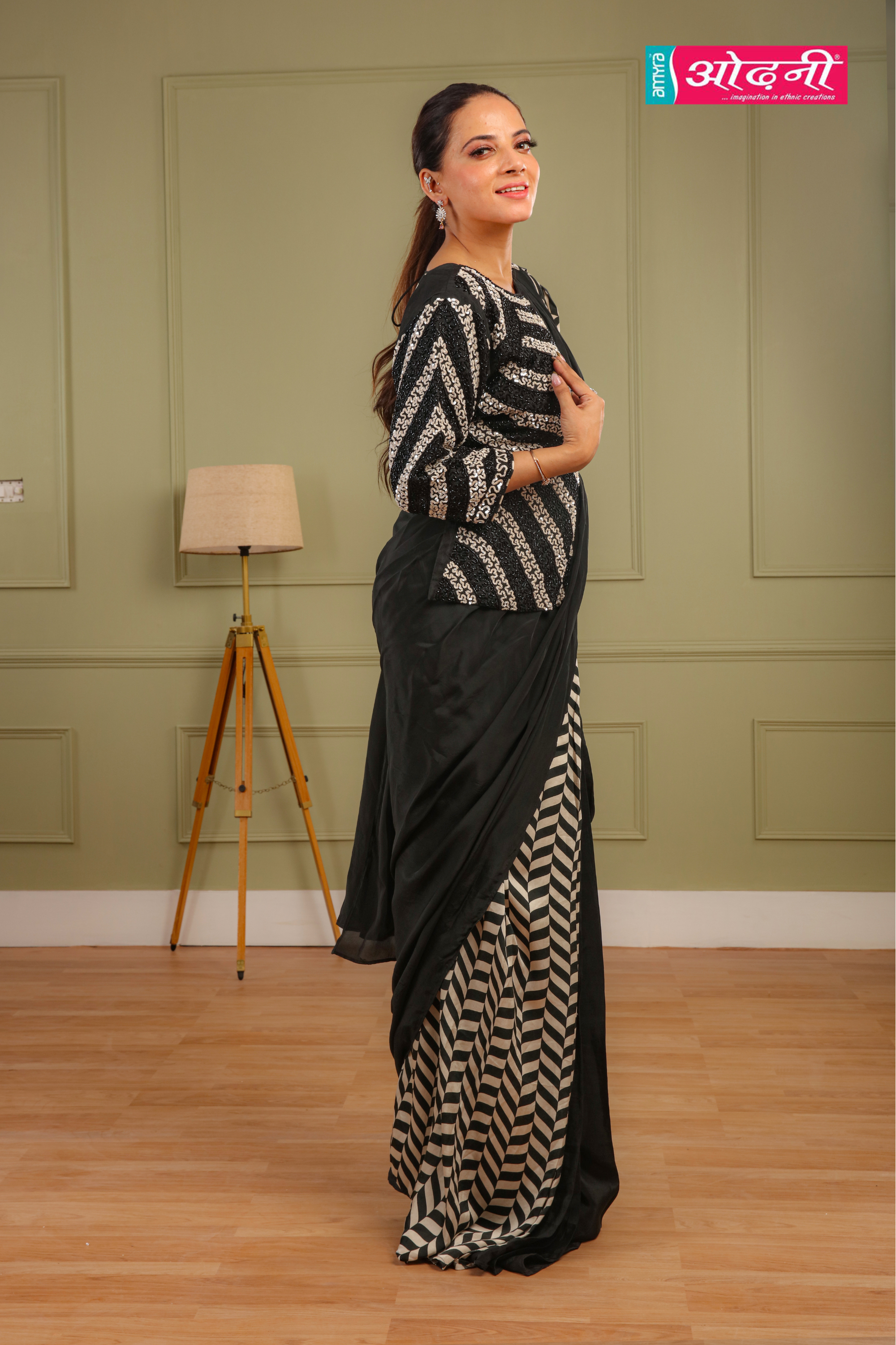 Black Geometric Pre-Drape Saree (ME-1557 B-87) Secondary image