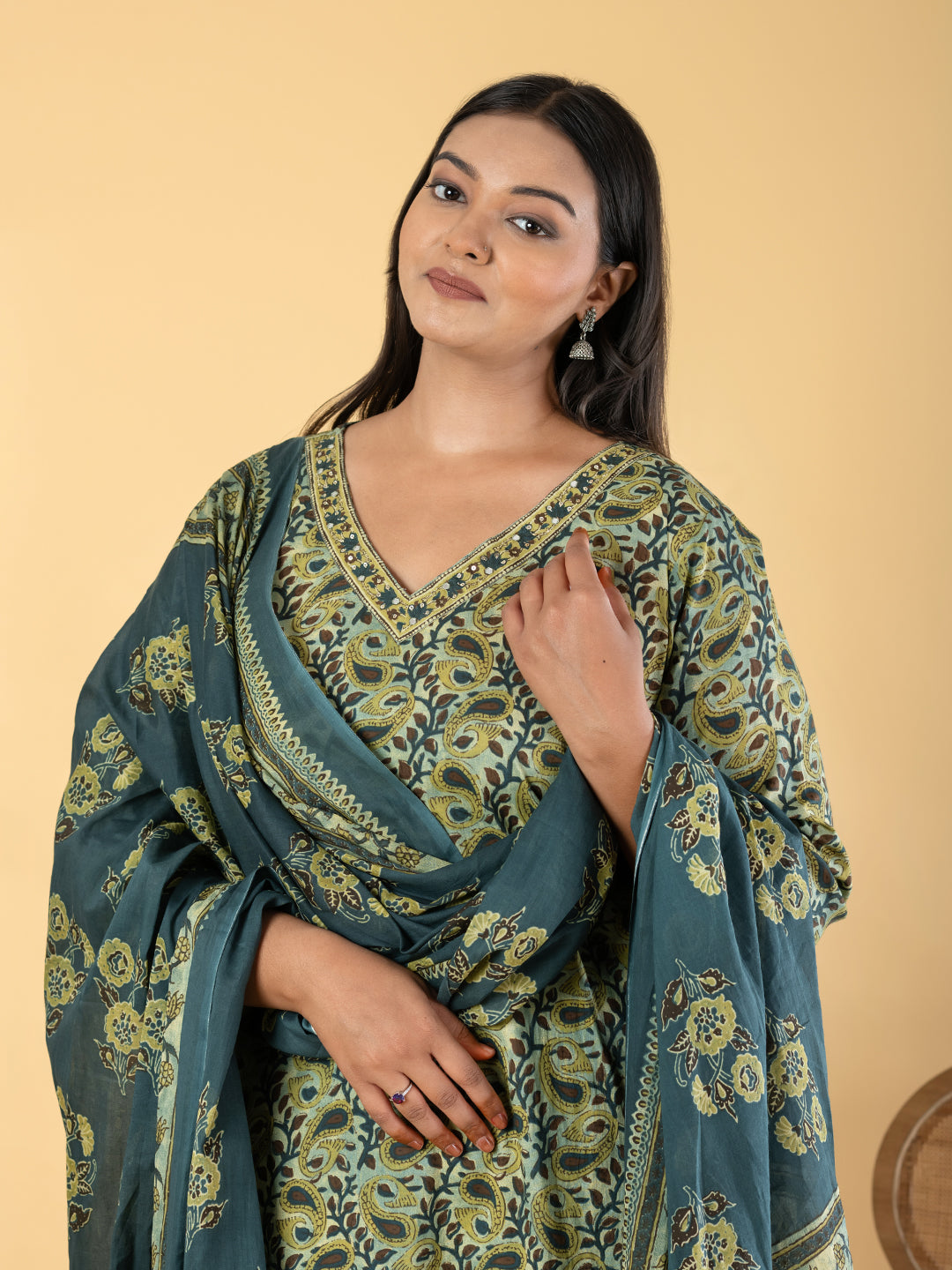 Elegance Olive Floral Kurta Pant Set Secondary image