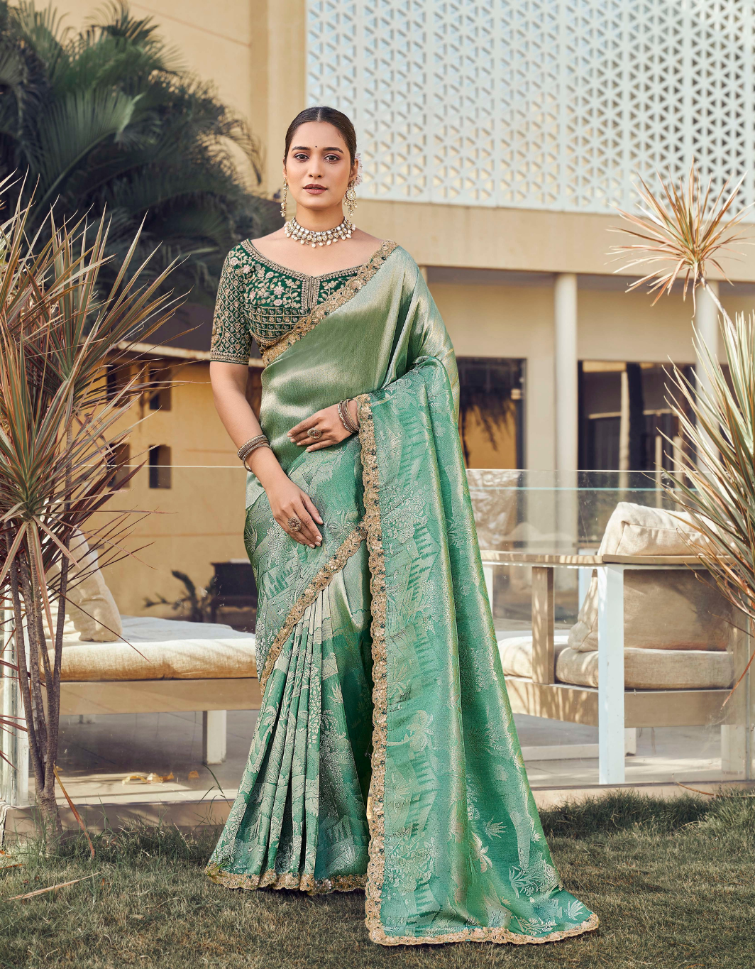 Radiant Jacquard Silk Saree Main image