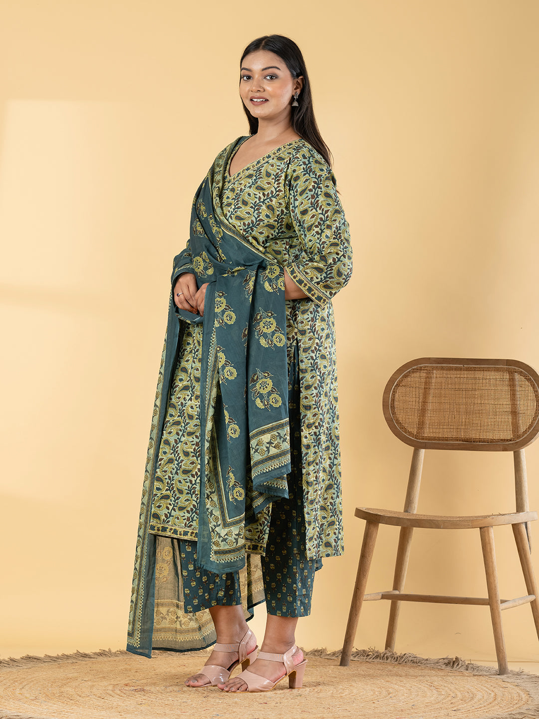Elegance Olive Floral Kurta Pant Set