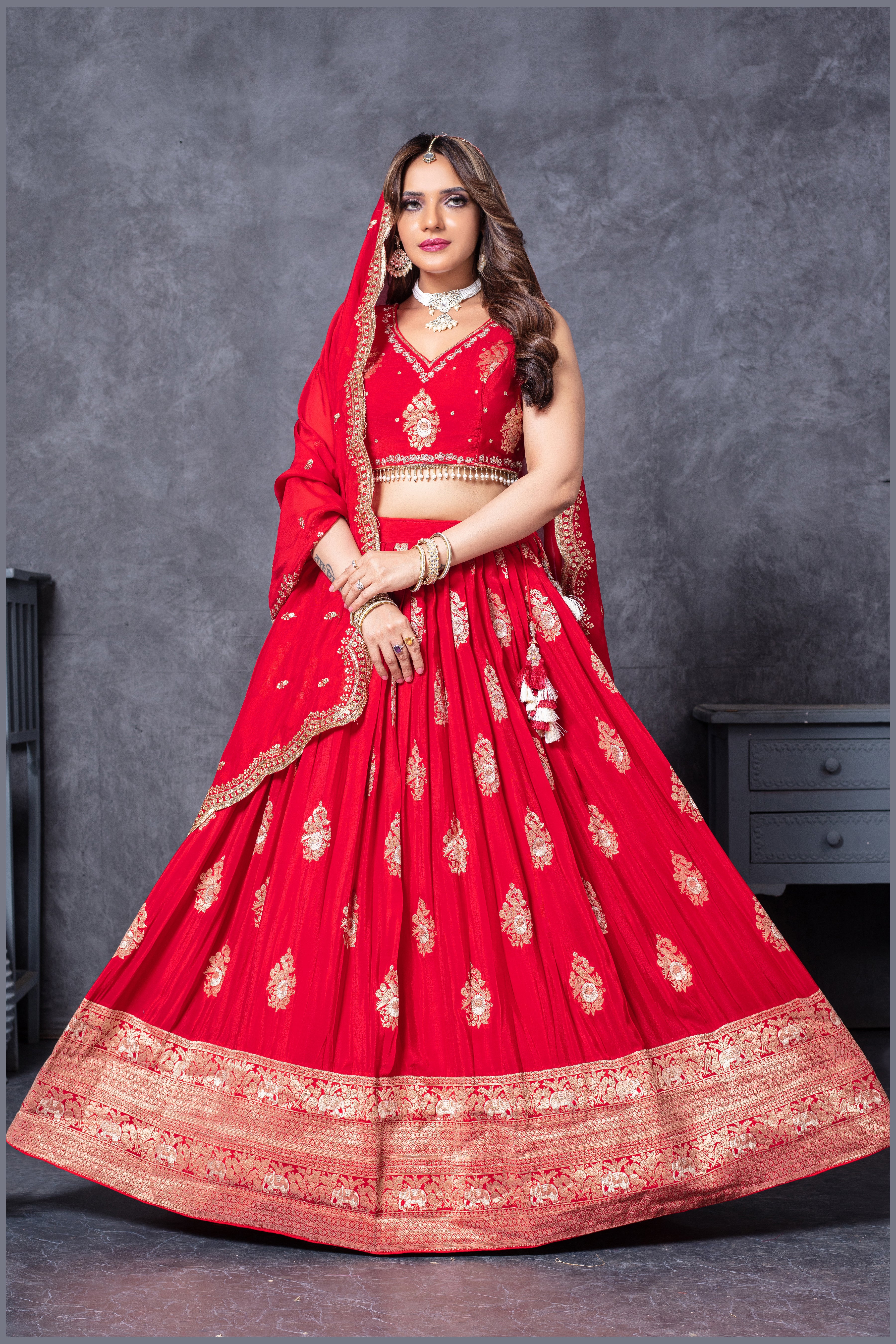 Regal Banarasi Lehenga (7010 GA-39)