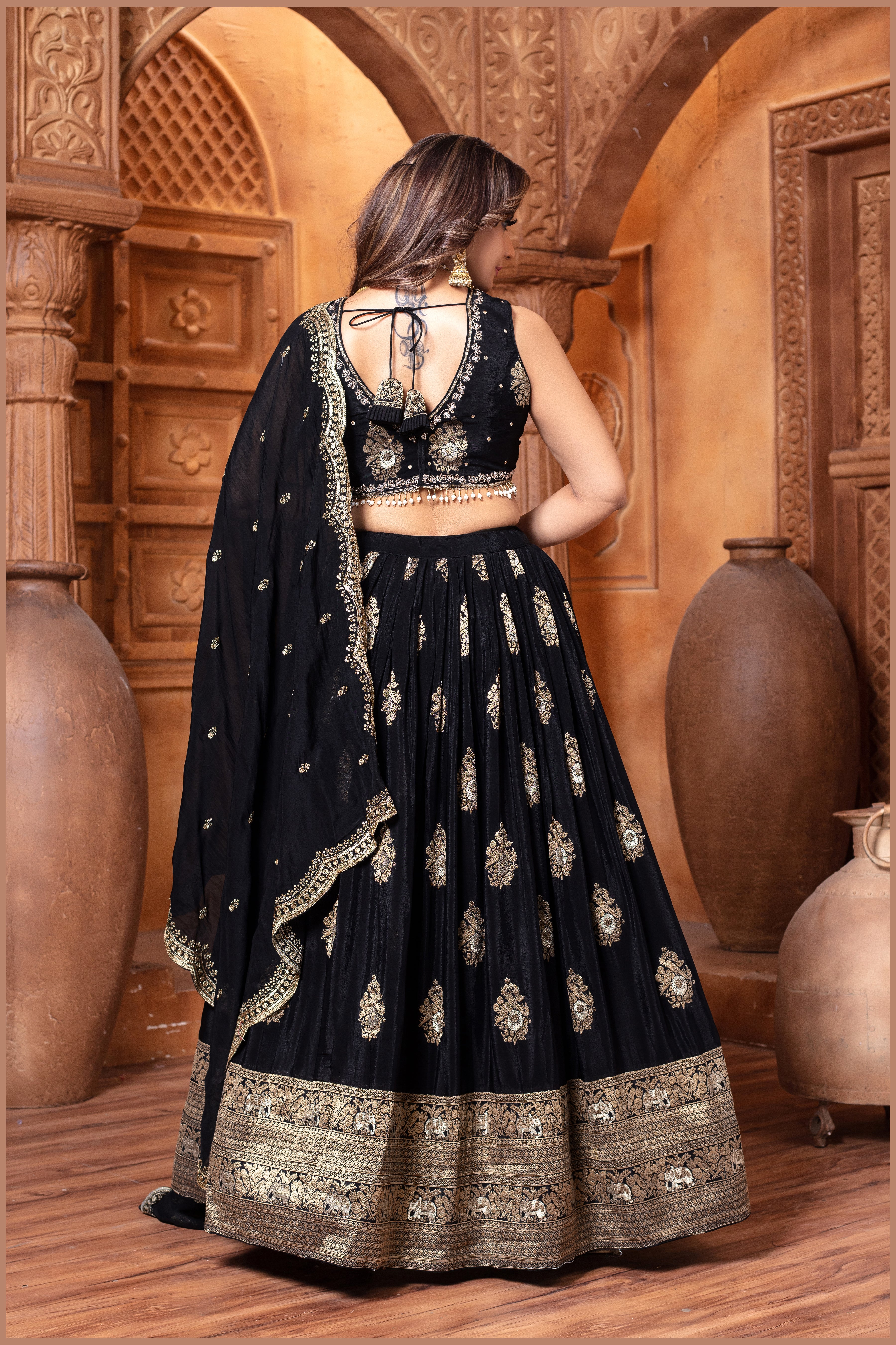 Regal Banarasi Lehenga (7010 GA-39)