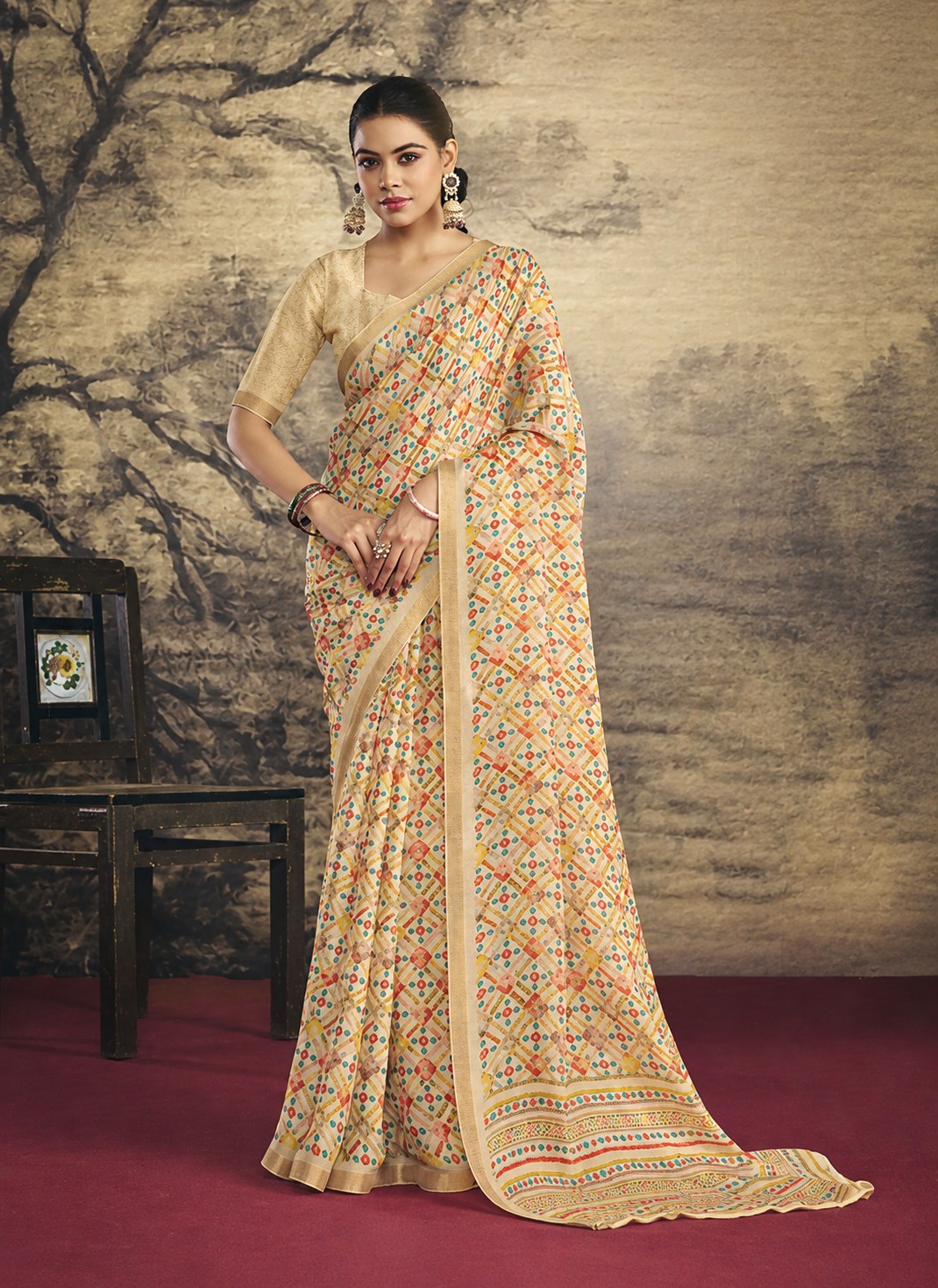 Off-White Geometric Printed Saree with Jacquard Blouse Main image