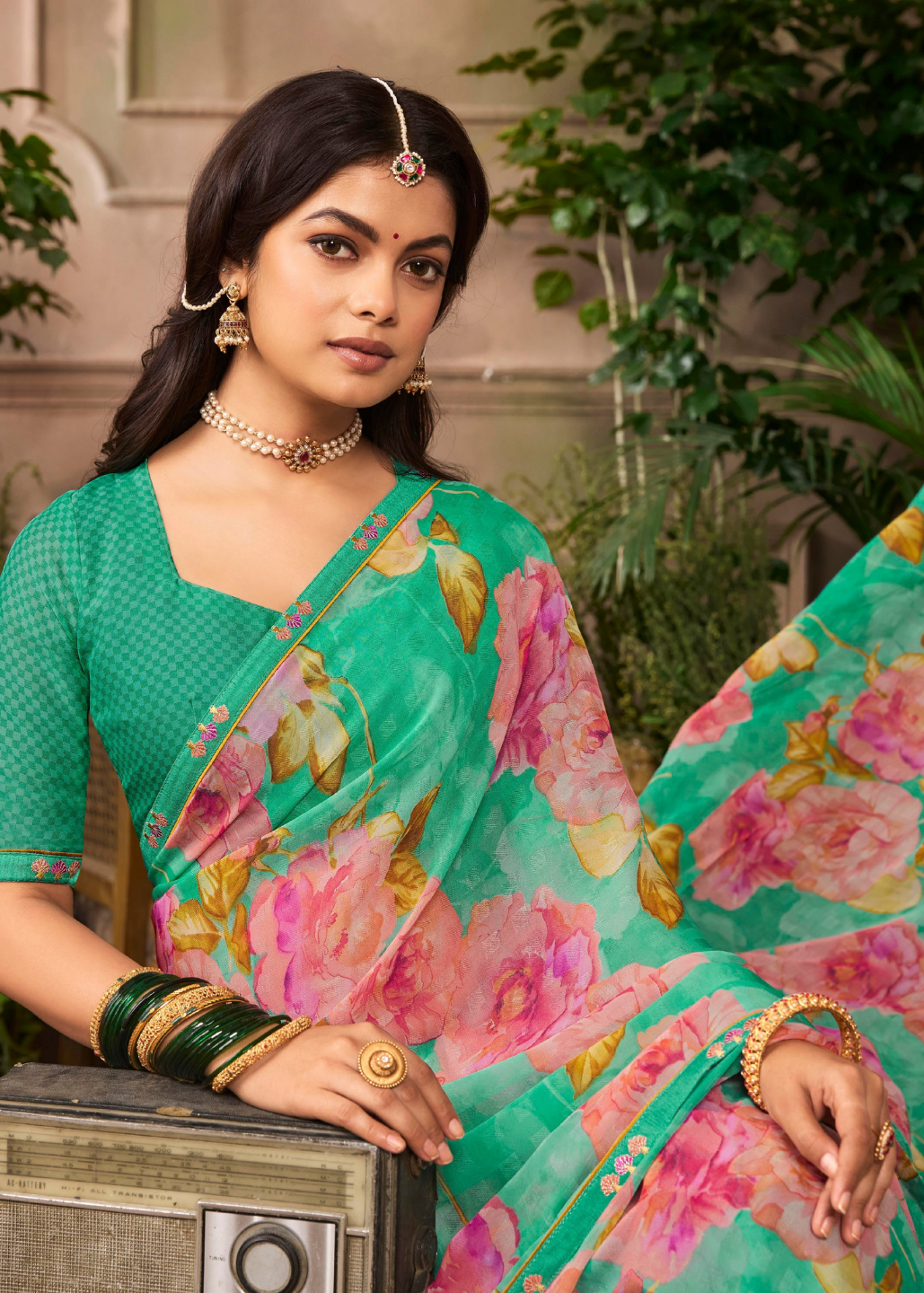 Sea Green Floral Chiffon Saree Secondary image