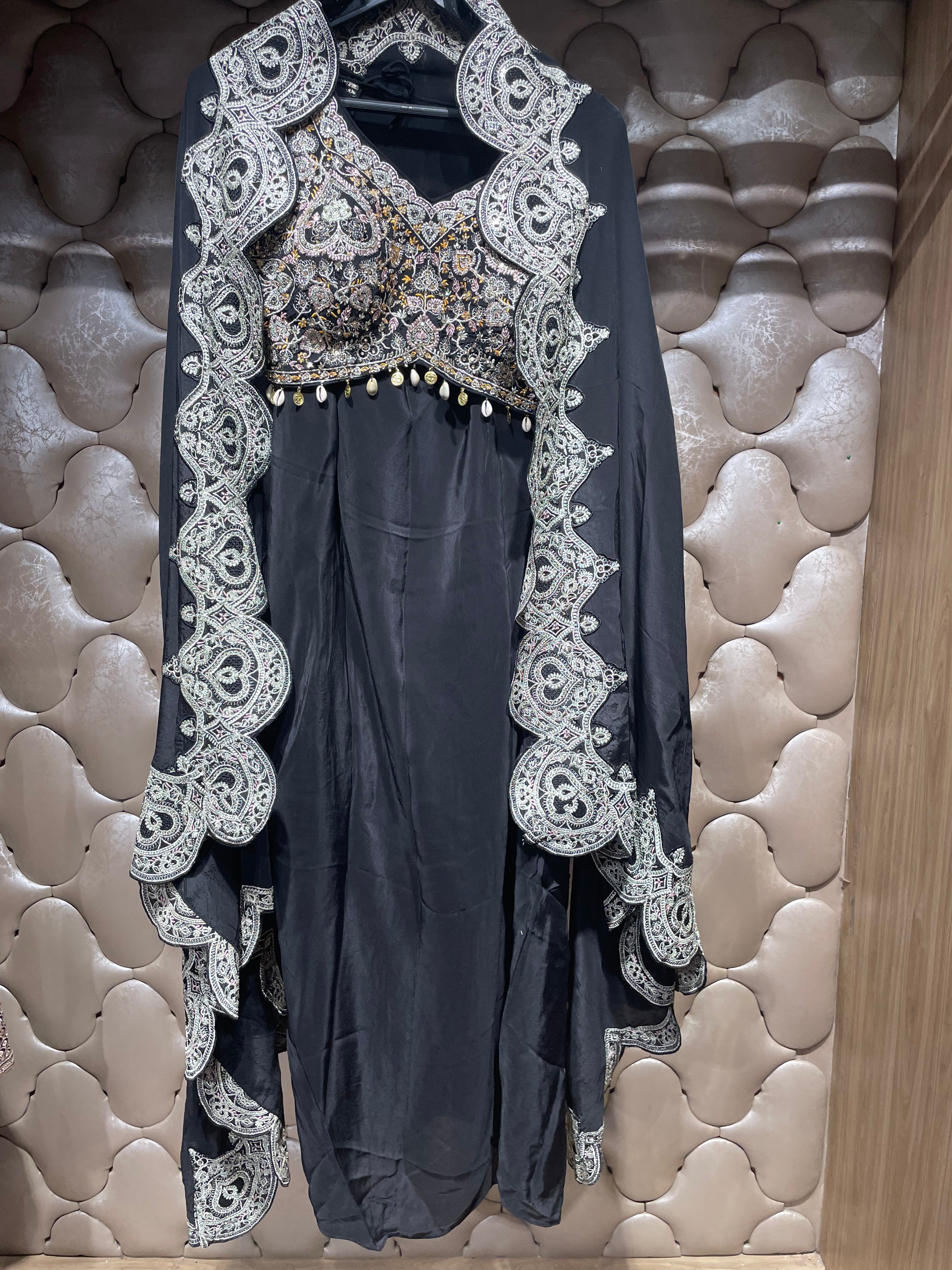 Cape-style Fusion Set with Dhoti-Pleated Skirt (5230 GA-21) Main image