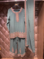 Straight-cut Short Kurta with Wide-leg Bottoms and Dupatta (1060 GS-88)