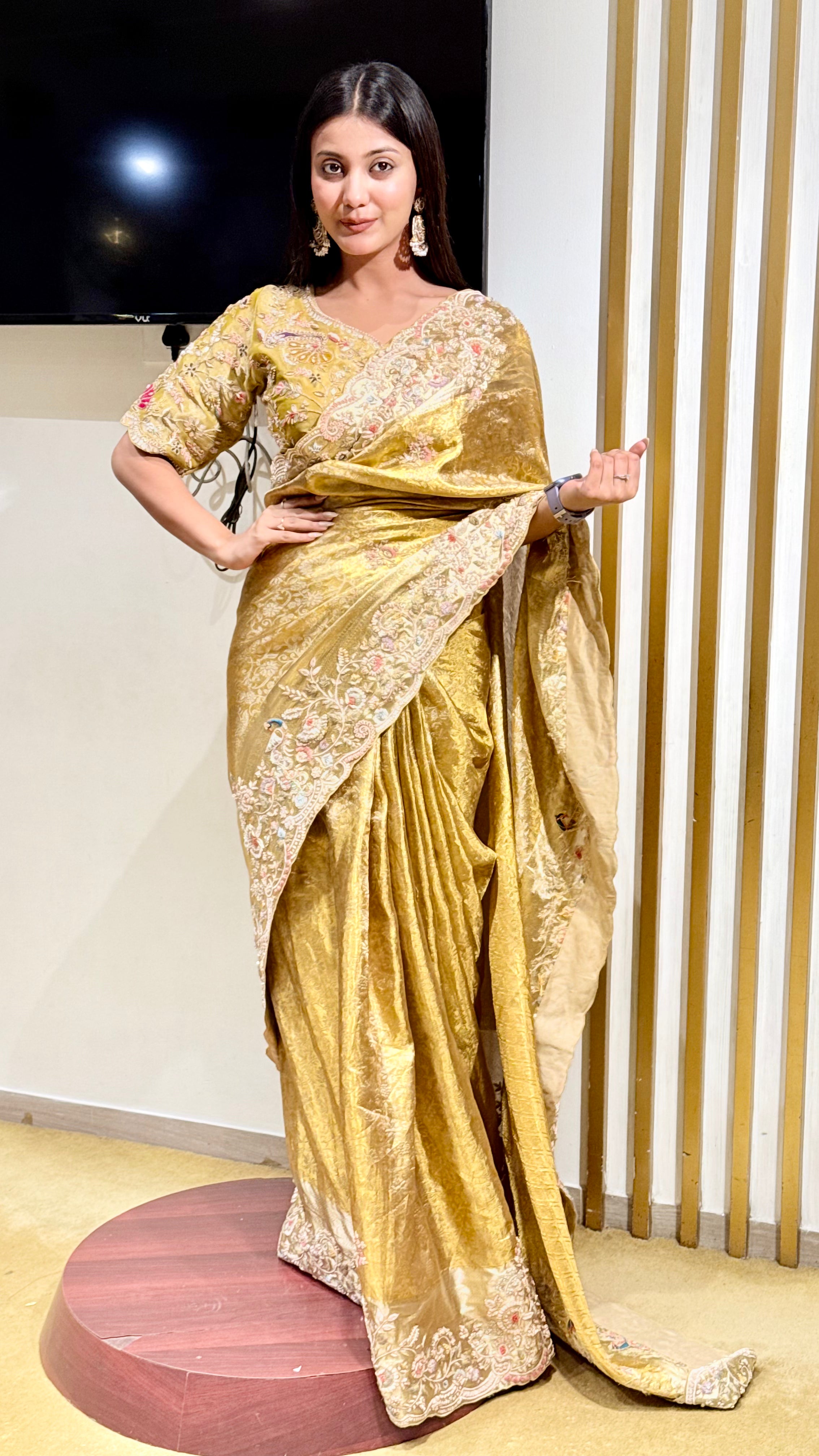 Antique Gold Tissue Silk Saree (DAS570 B-122)