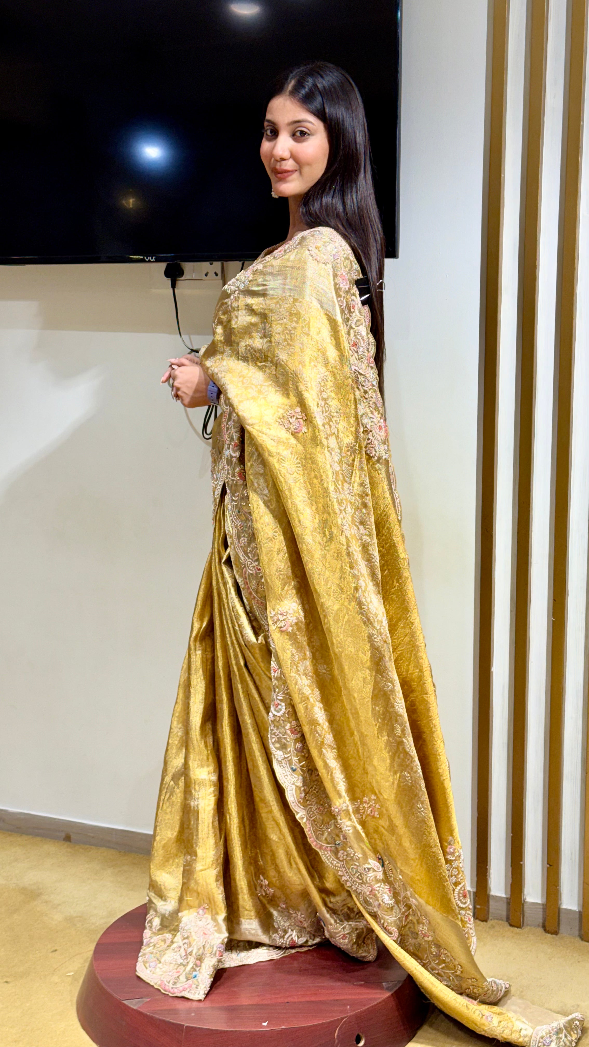 Antique Gold Tissue Silk Saree (DAS570 B-122) Secondary image