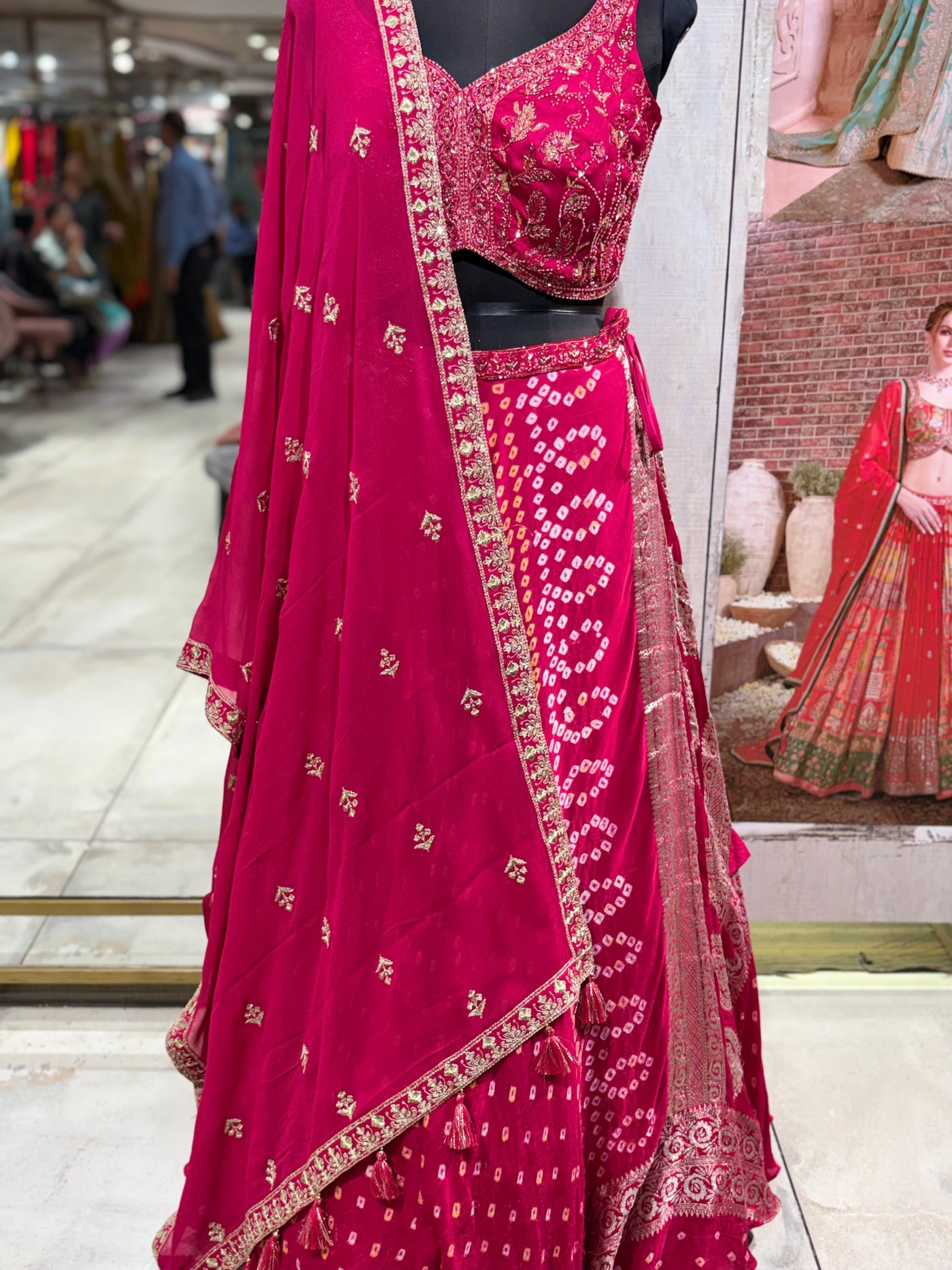 Traditional Fusion Lehenga with Bandhani and Zari Work (SONA-CH -M-24)