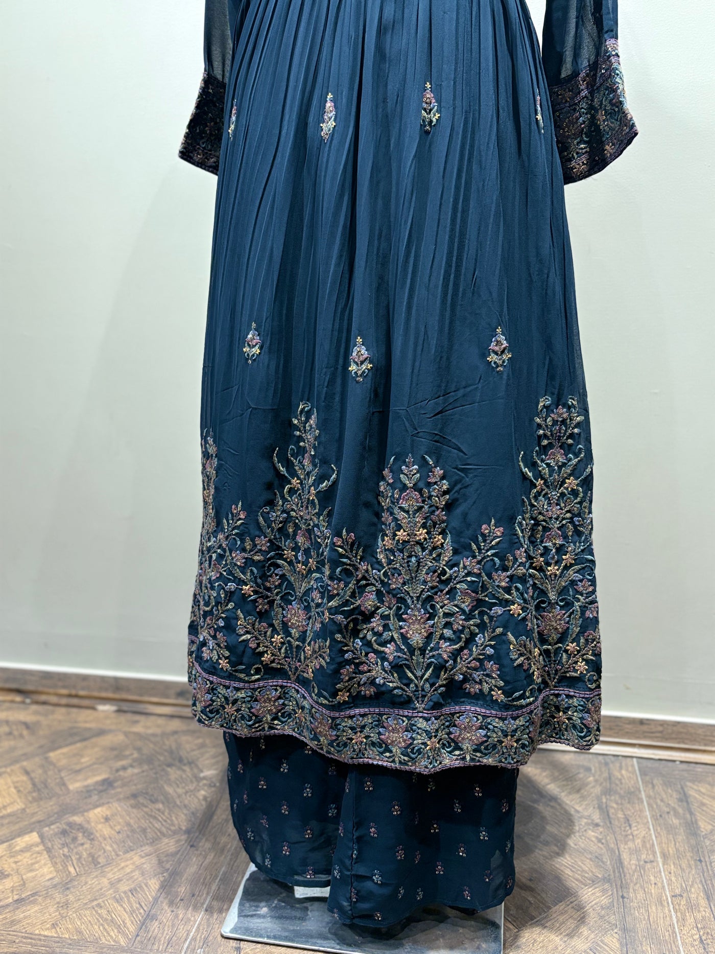 Dusky Blue Floral Print Kurti and Palazzo Suit (559 XL GA-21)