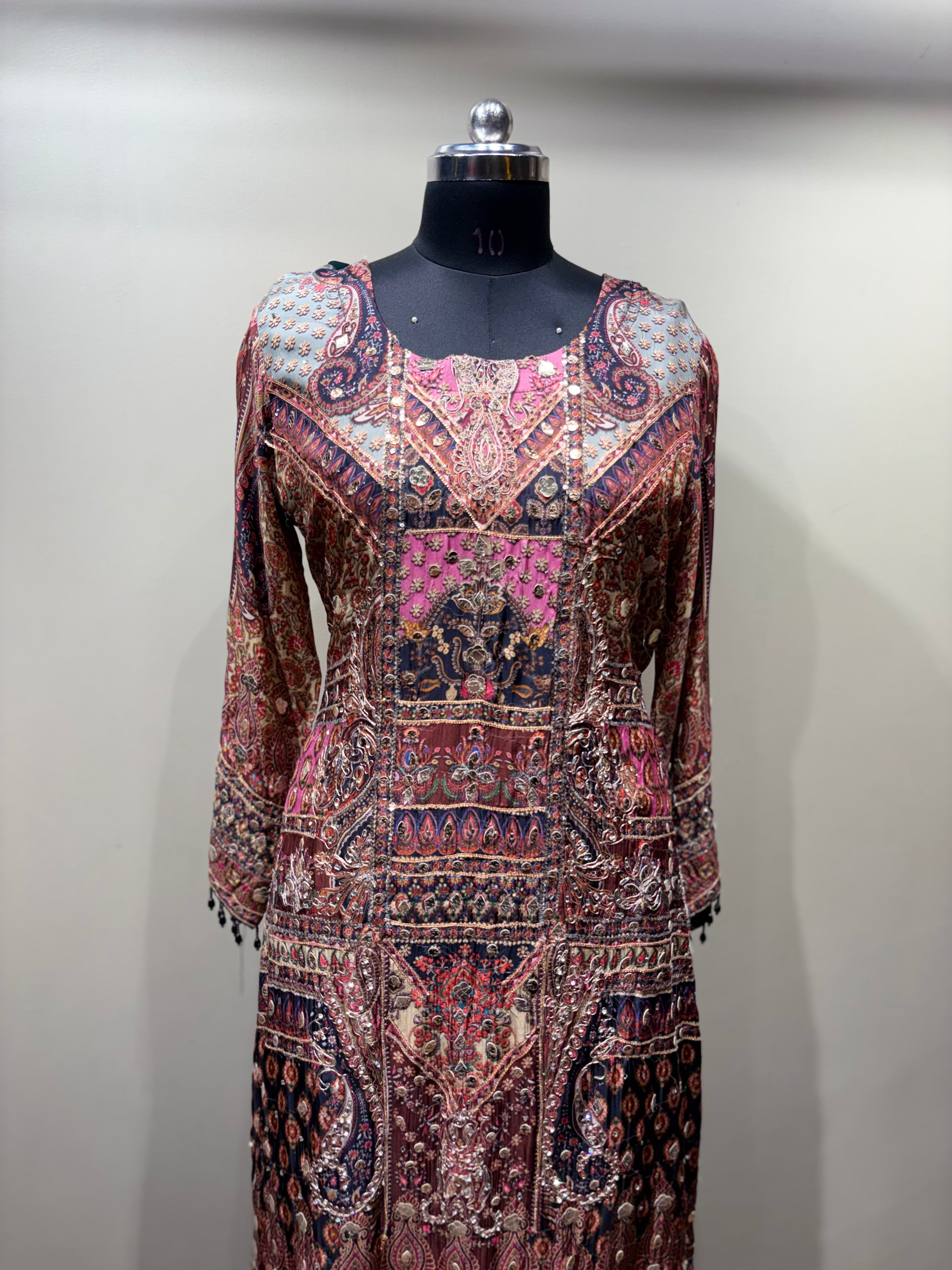 Elegant Kashmiri Print Kurti Set (SN-1895 D-20) Secondary image