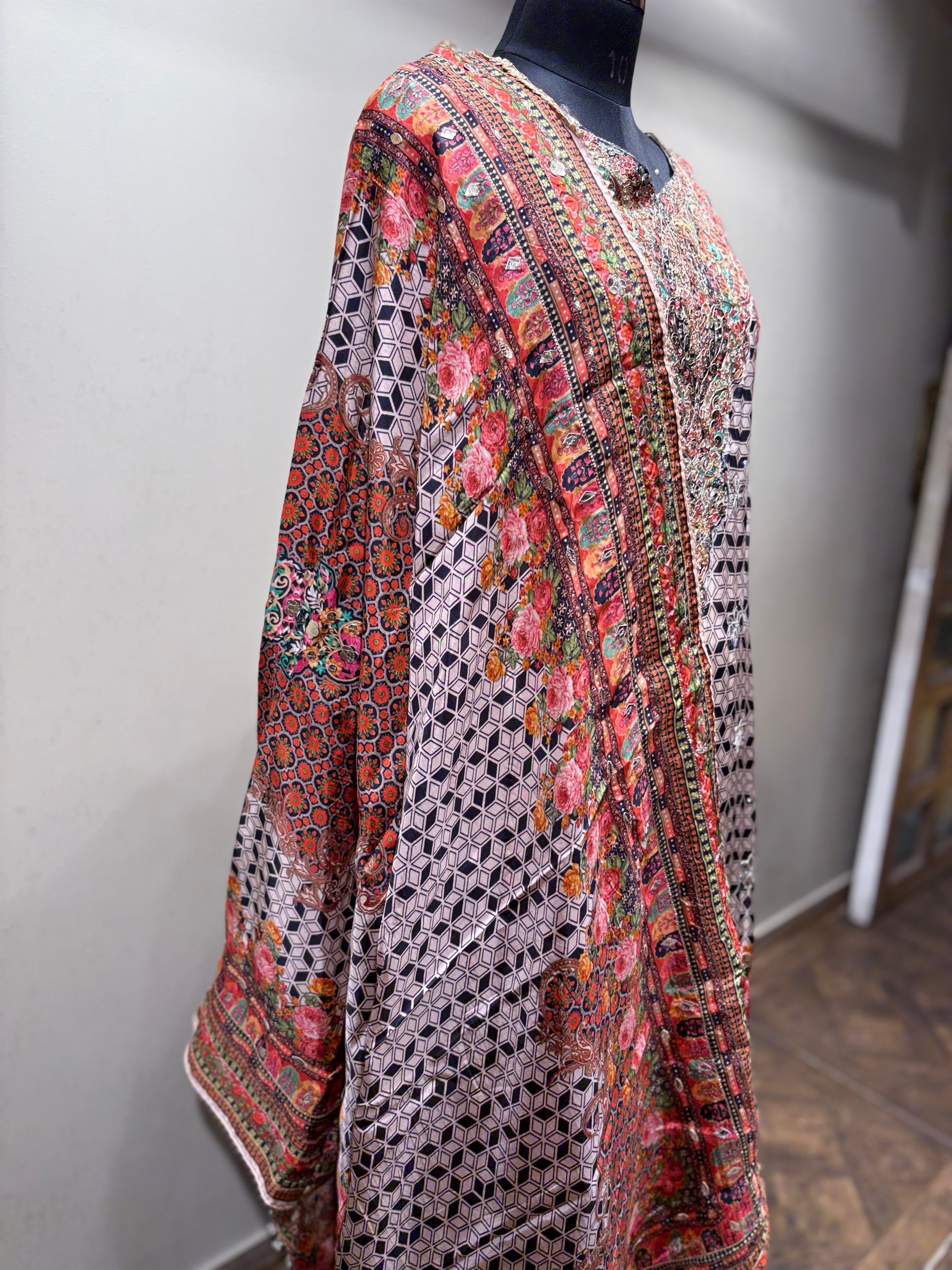 Intricate Floral and Geometric Print Kurti Set (SN-1889 D-20)