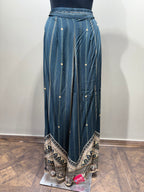 Geometric & Striped Printed Kurti Set with Solid Dupatta (93 D-10)