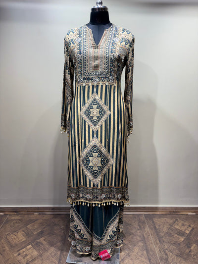 Geometric & Striped Printed Kurti Set with Solid Dupatta (93 D-10)