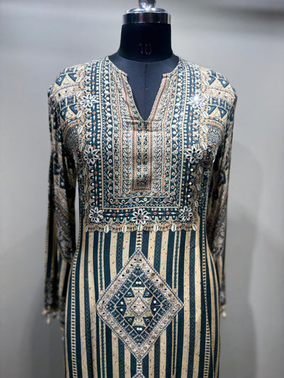 Geometric & Striped Printed Kurti Set with Solid Dupatta (93 D-10)