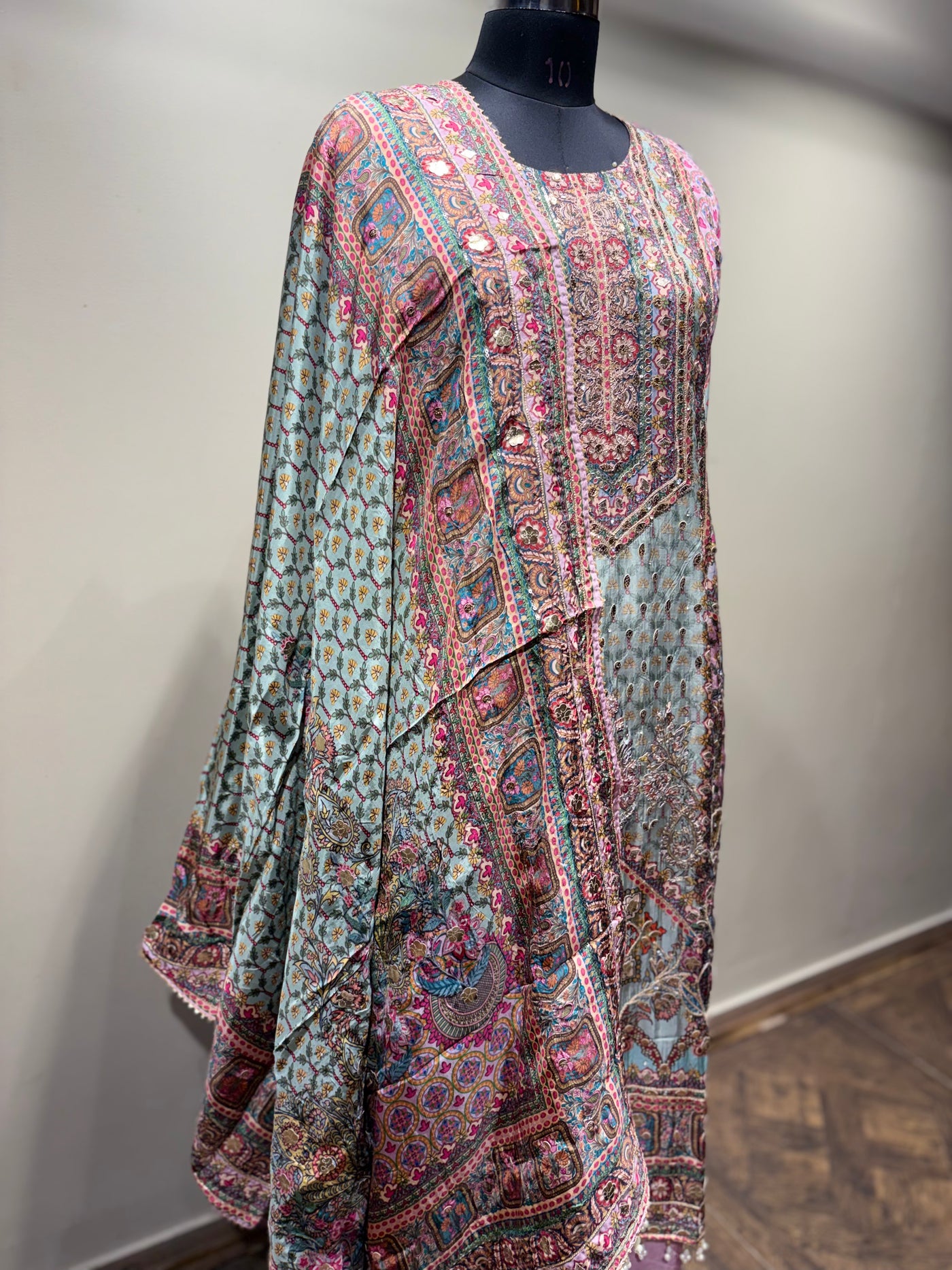 Pastel Patchwork Print Kurti Set with Solid Bottom (RR-1979 D-57)