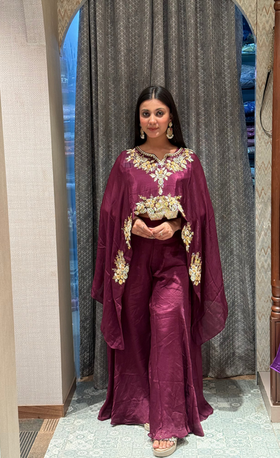 Luxurious Wine with Gold Embellishment (2222 GS-151)