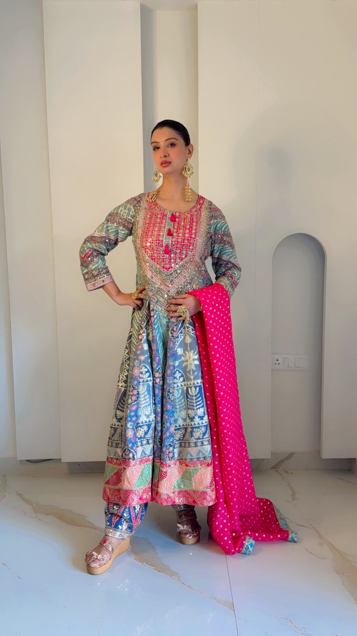 The Bohemian Fusion Anarkali Suit (v-1927 ns d-38)