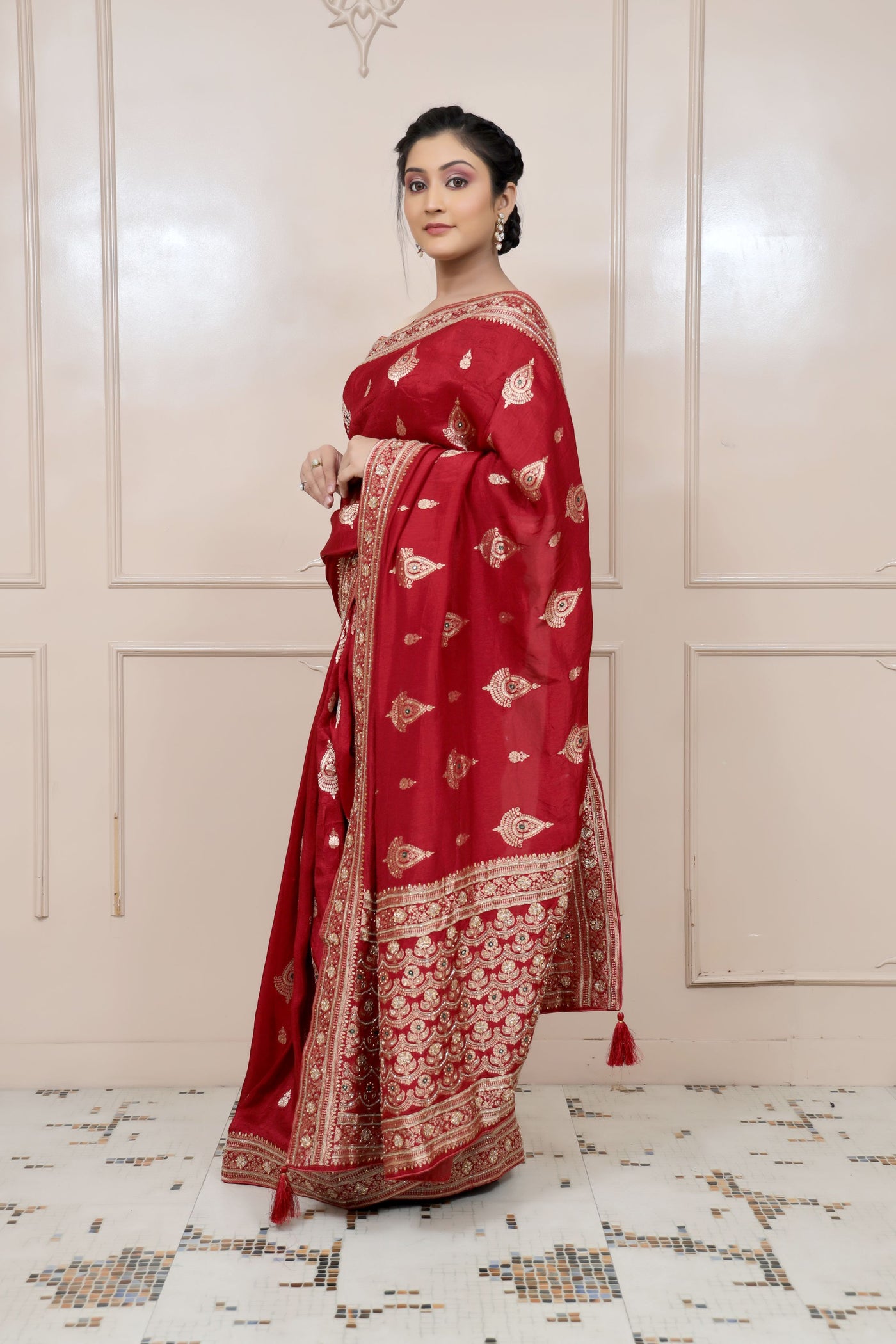 beautiful red color floral motif embroidered saree