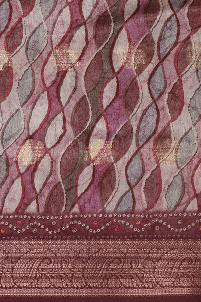 Trendy Geometrical Motif Hawthorn Rose Silk Blend Saree