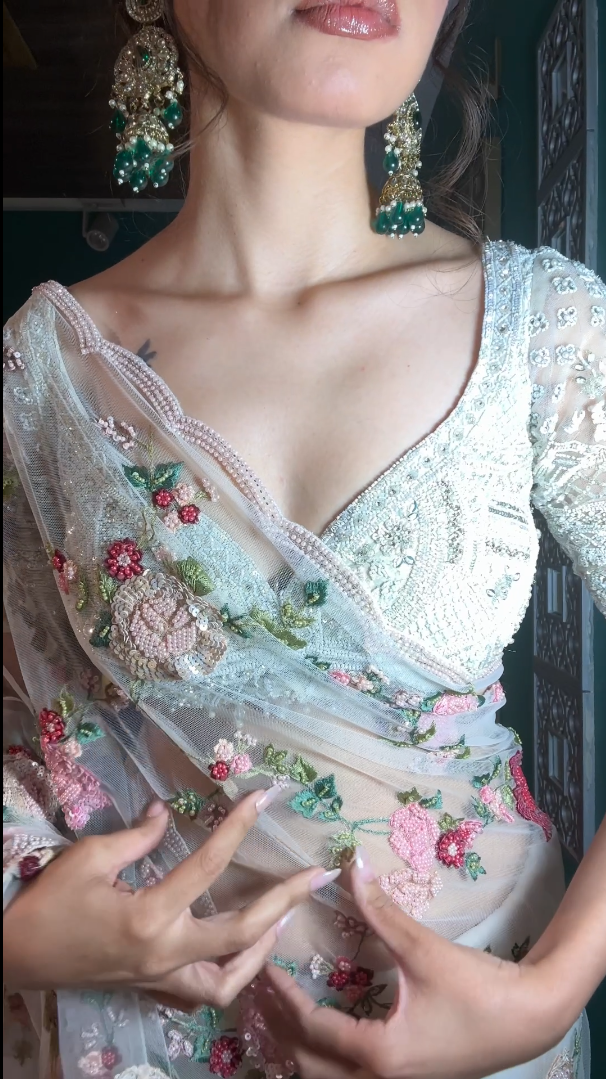 Gardenia Glow Floral Saree (140-2371 B-199)