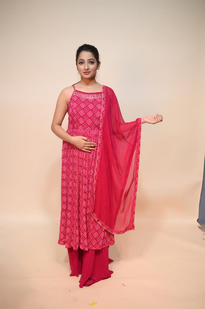 full front look of pink georgette suit