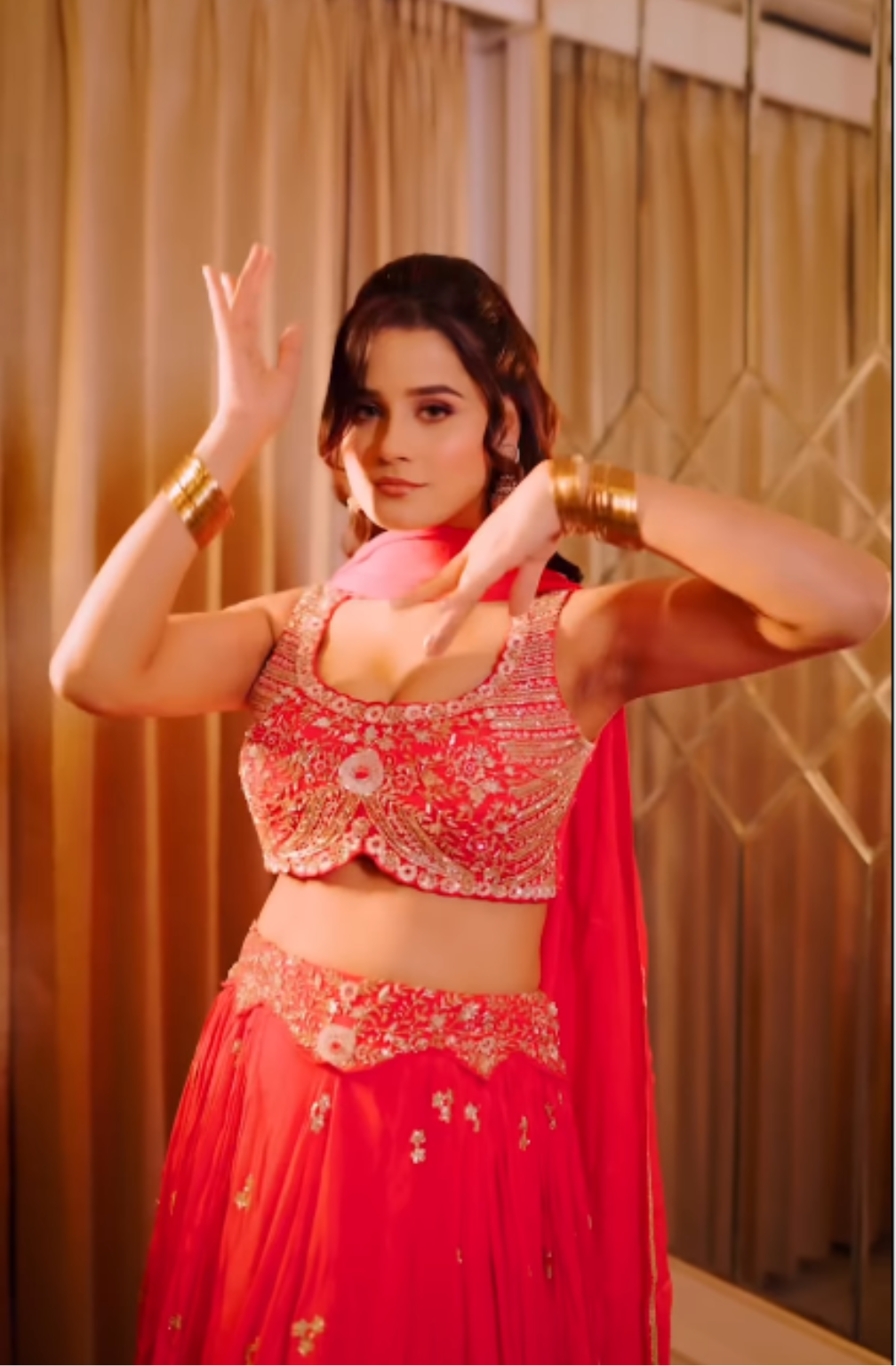 Radiant Rose Festive Lehenga (7444 M-40) Main image