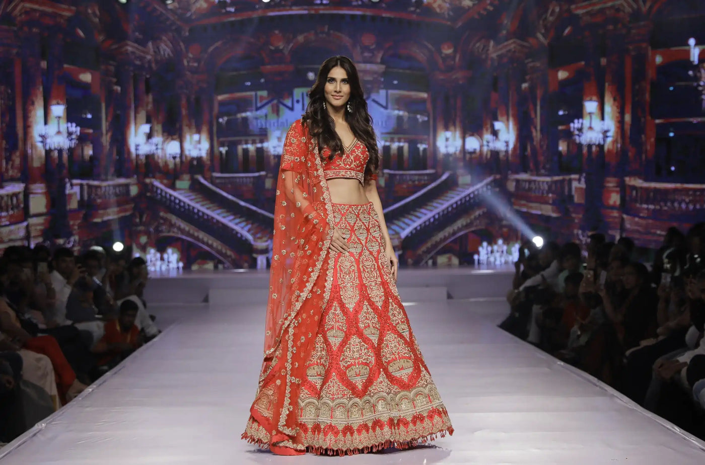 6 Fashion Trends All Indian Brides Must Steal from Pakistan
