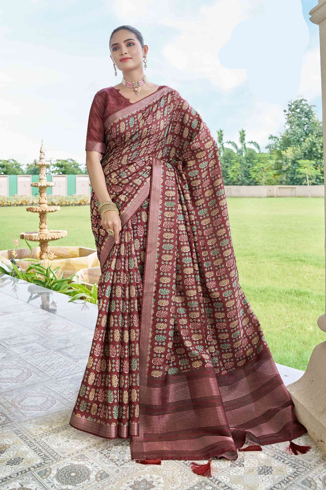 Red blockages printed saree (5530 GS-144)