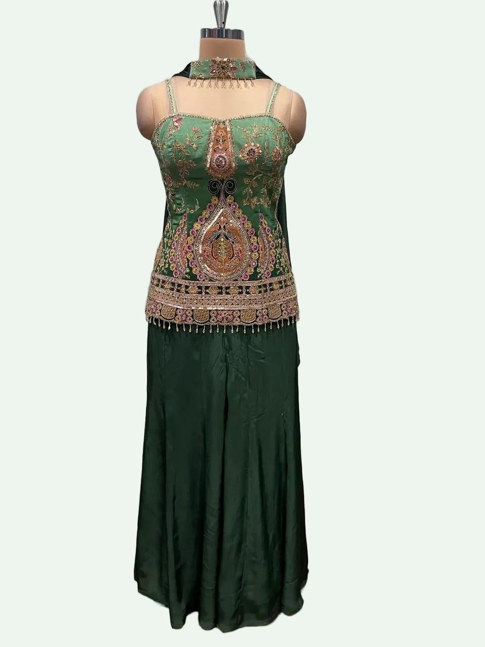 Jade Jewel Set Secondary image