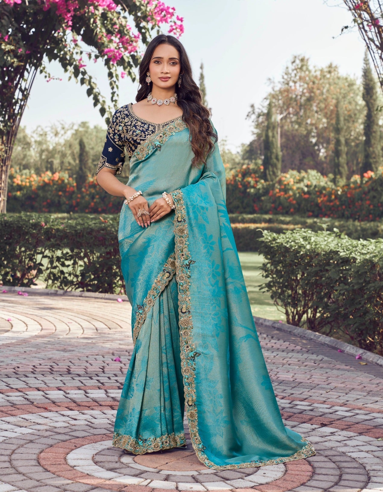 Jacquard Silk Saree with Ornate Scalloped Border