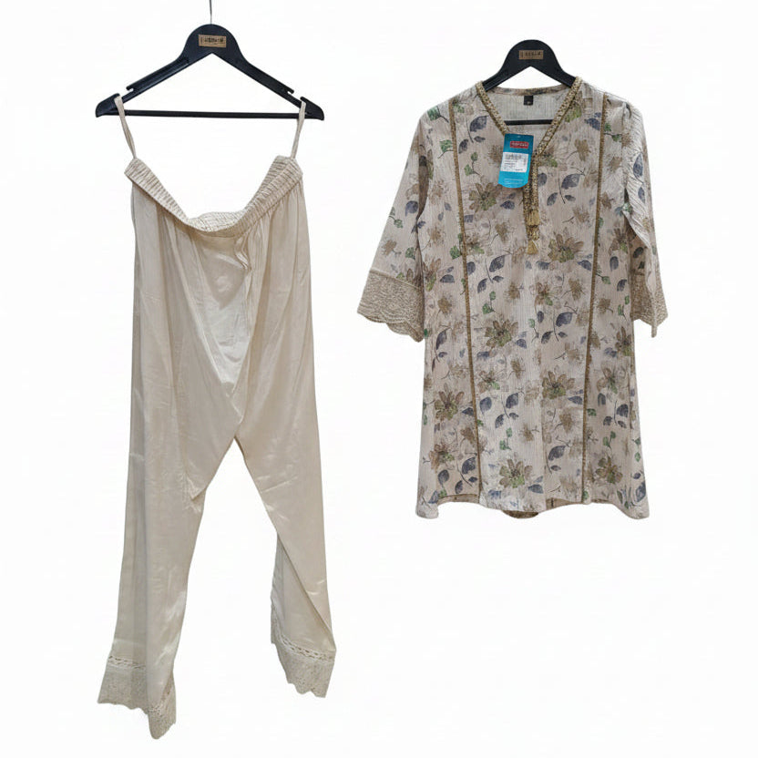 Elegant Ivory Floral Printed Kurta Set