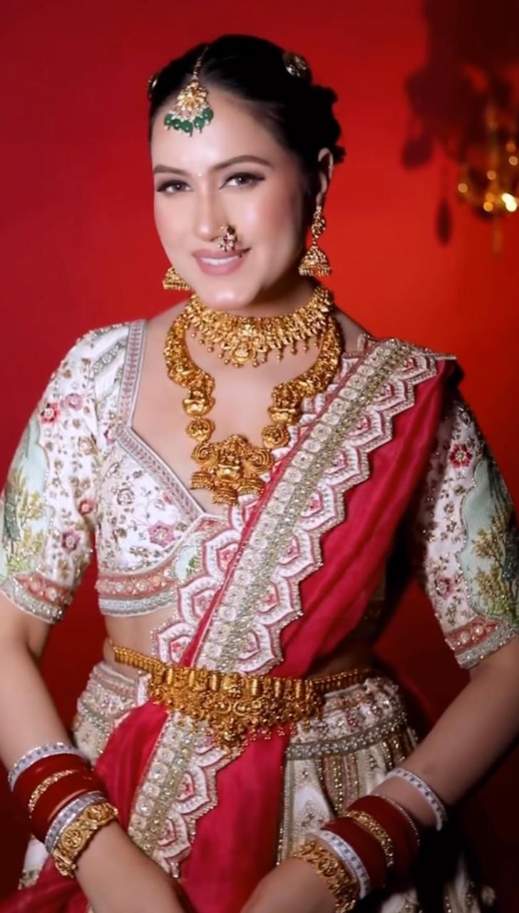 Regal Ivory Heritage Bridal Lehenga Secondary image