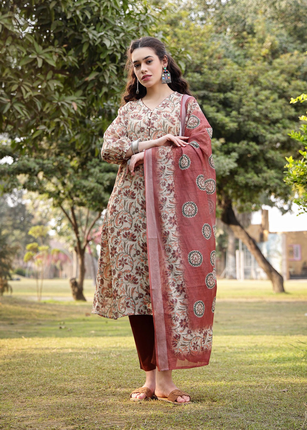 Floral Kalamkari Print Kurta Set Main image